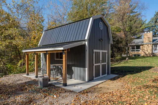 $359,900 | 451 Forest Lane, North Mankato, MN 56003