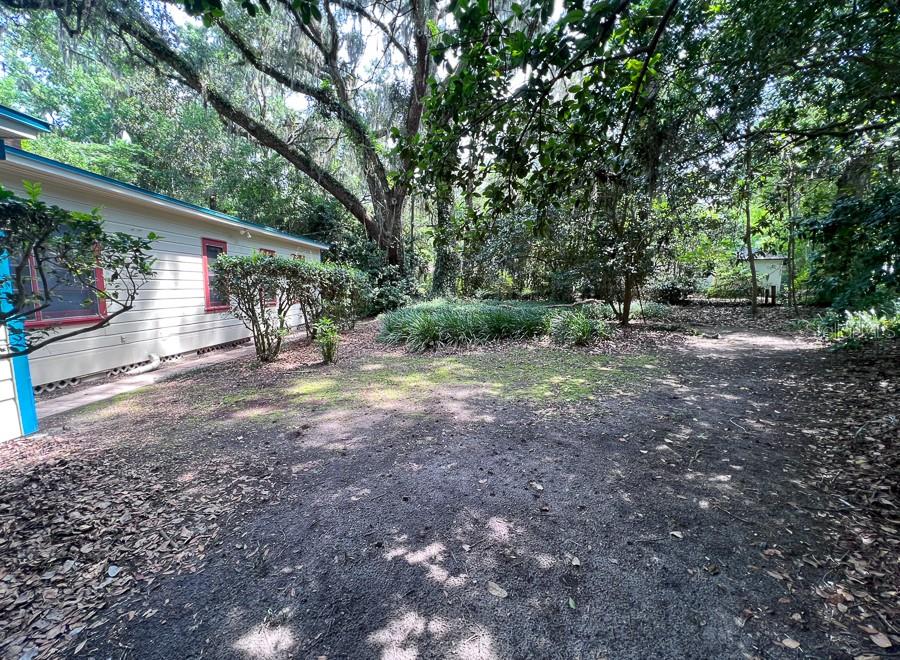 411 Northwest 26th Street Gainesville, FL 32607 - Photo 32 of 35