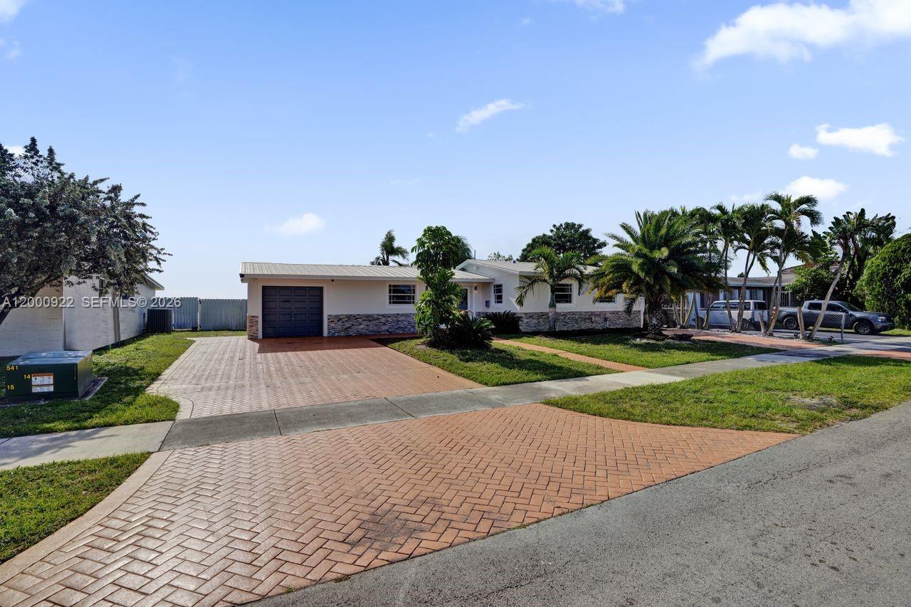 17501 Northwest 85th Avenue Hialeah, FL 33015 - Photo 61 of 63