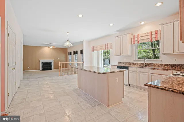 $649,900 | 7700 West Evanston Court, Severn, MD 21144