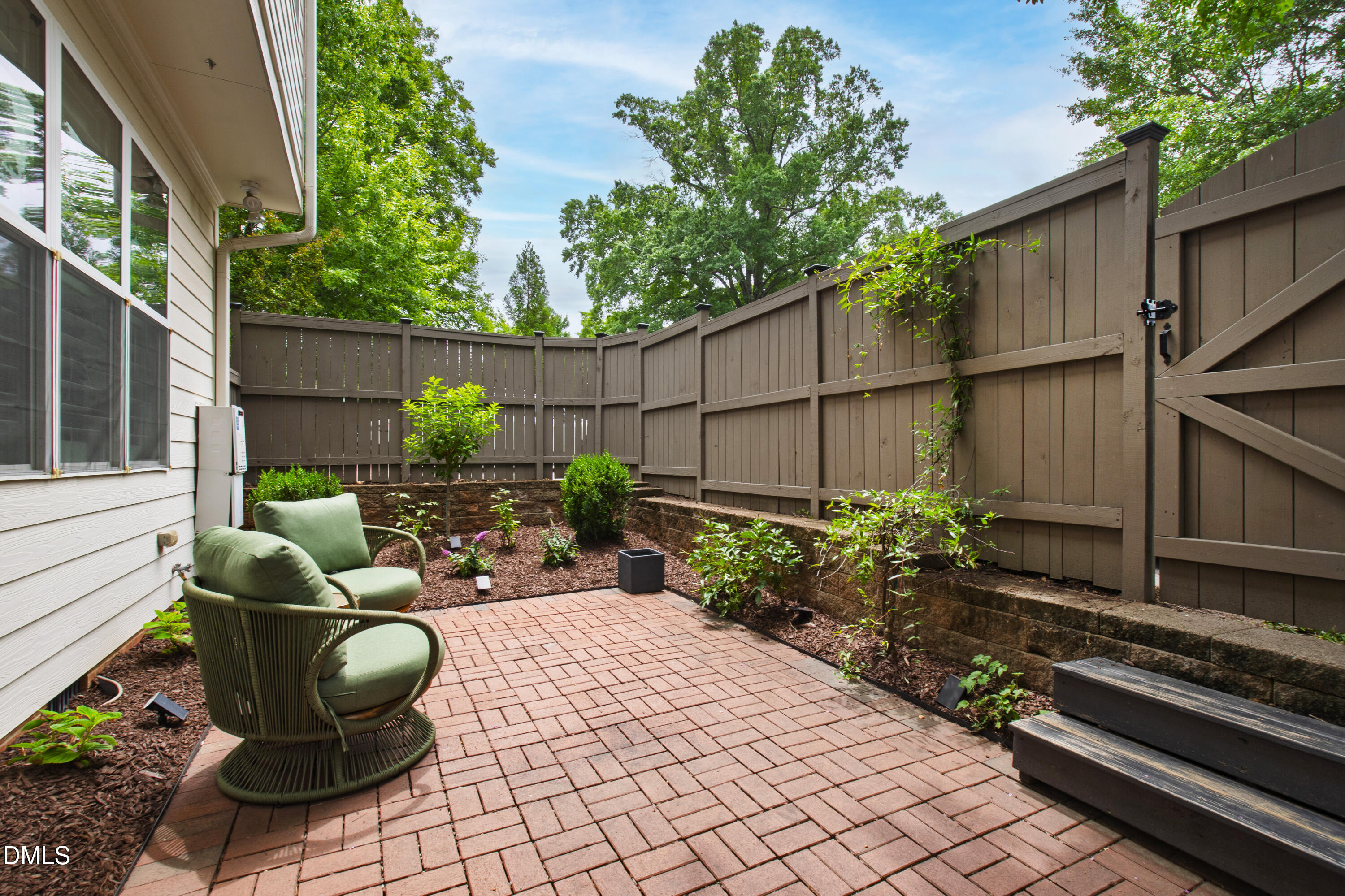 2741 Oberlin Road, Unit 101 Raleigh, NC 27608 - Photo 38 of 45