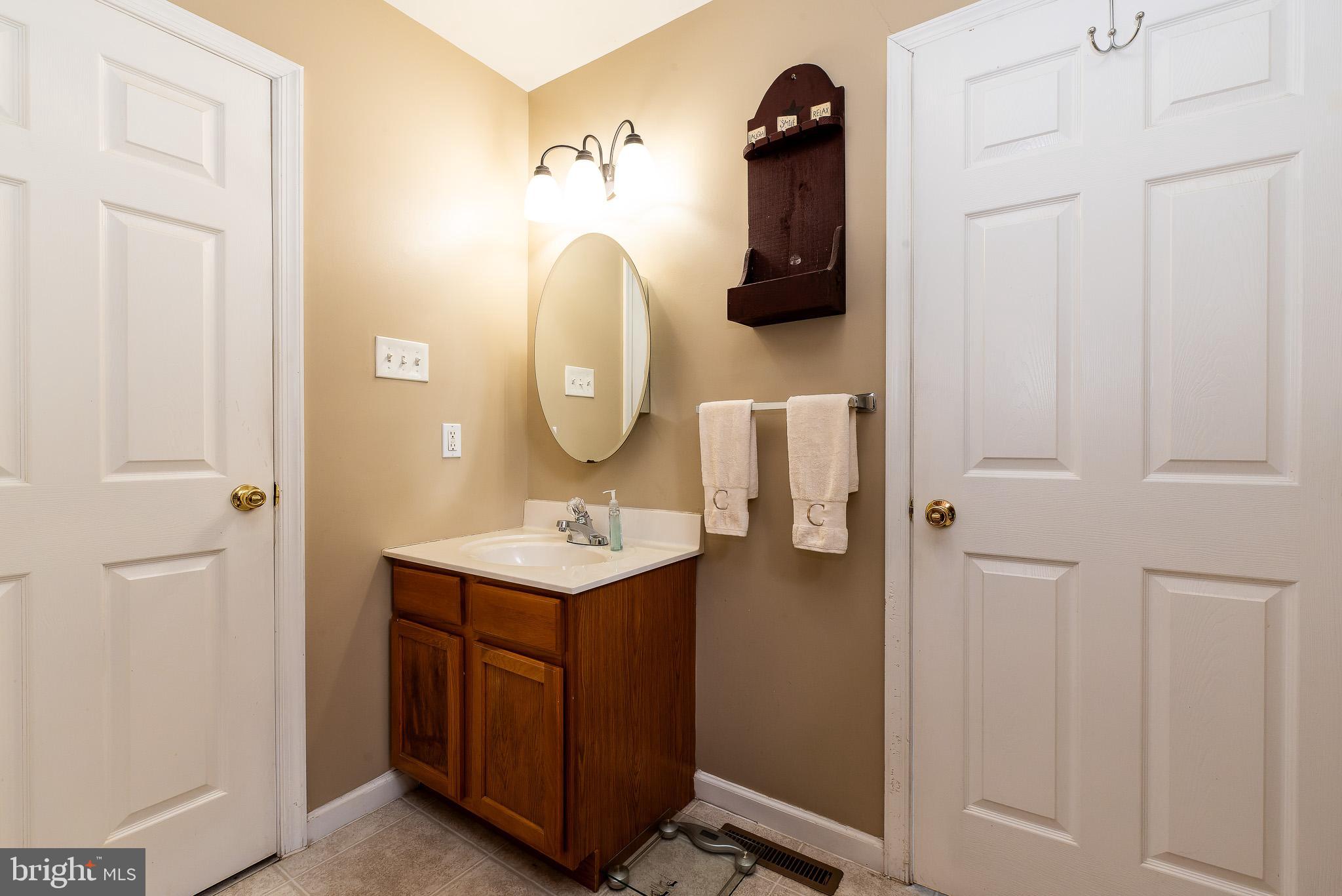 954 East Walnut Road Vineland, NJ 08360 - Photo 11 of 33