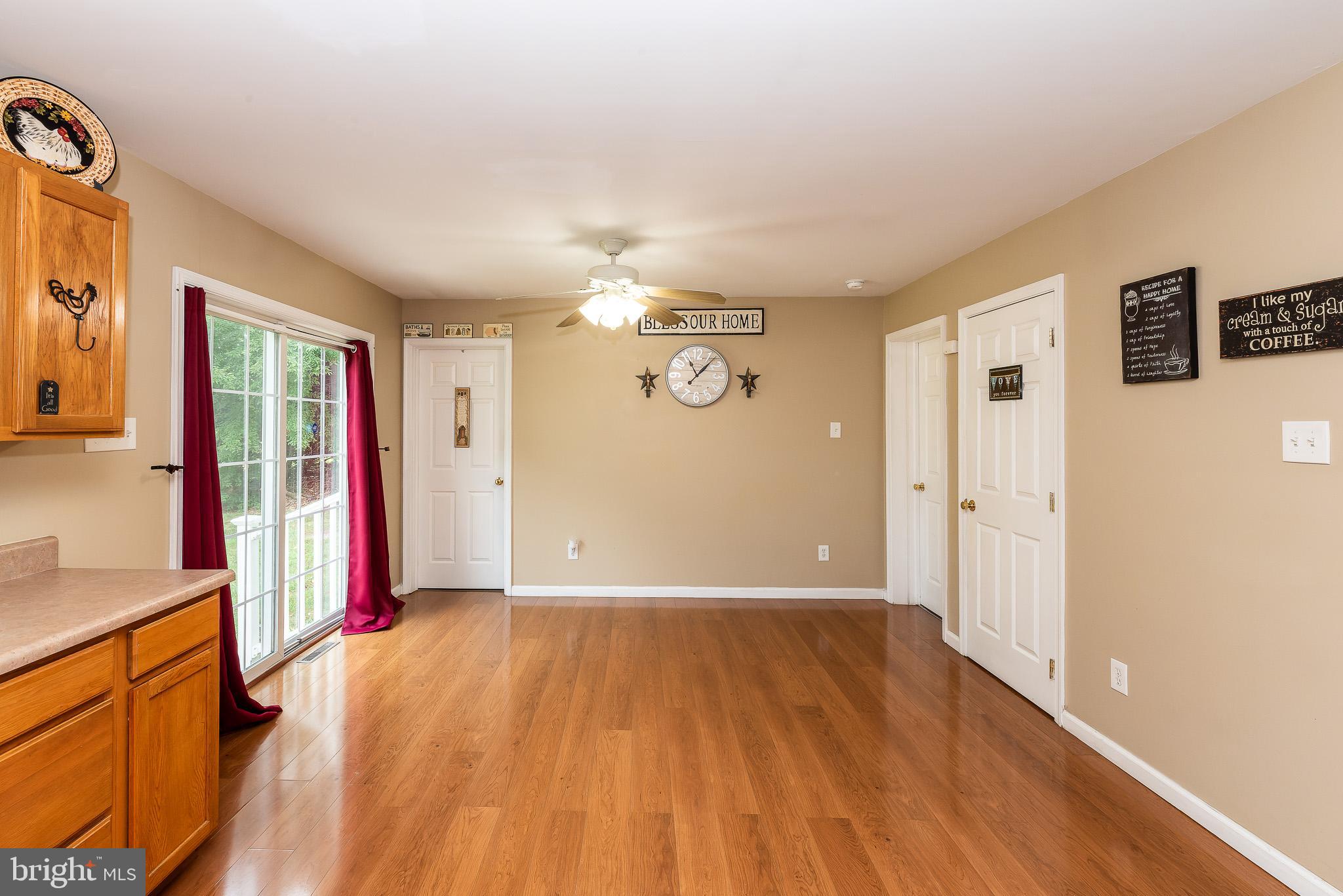 954 East Walnut Road Vineland, NJ 08360 - Photo 8 of 33