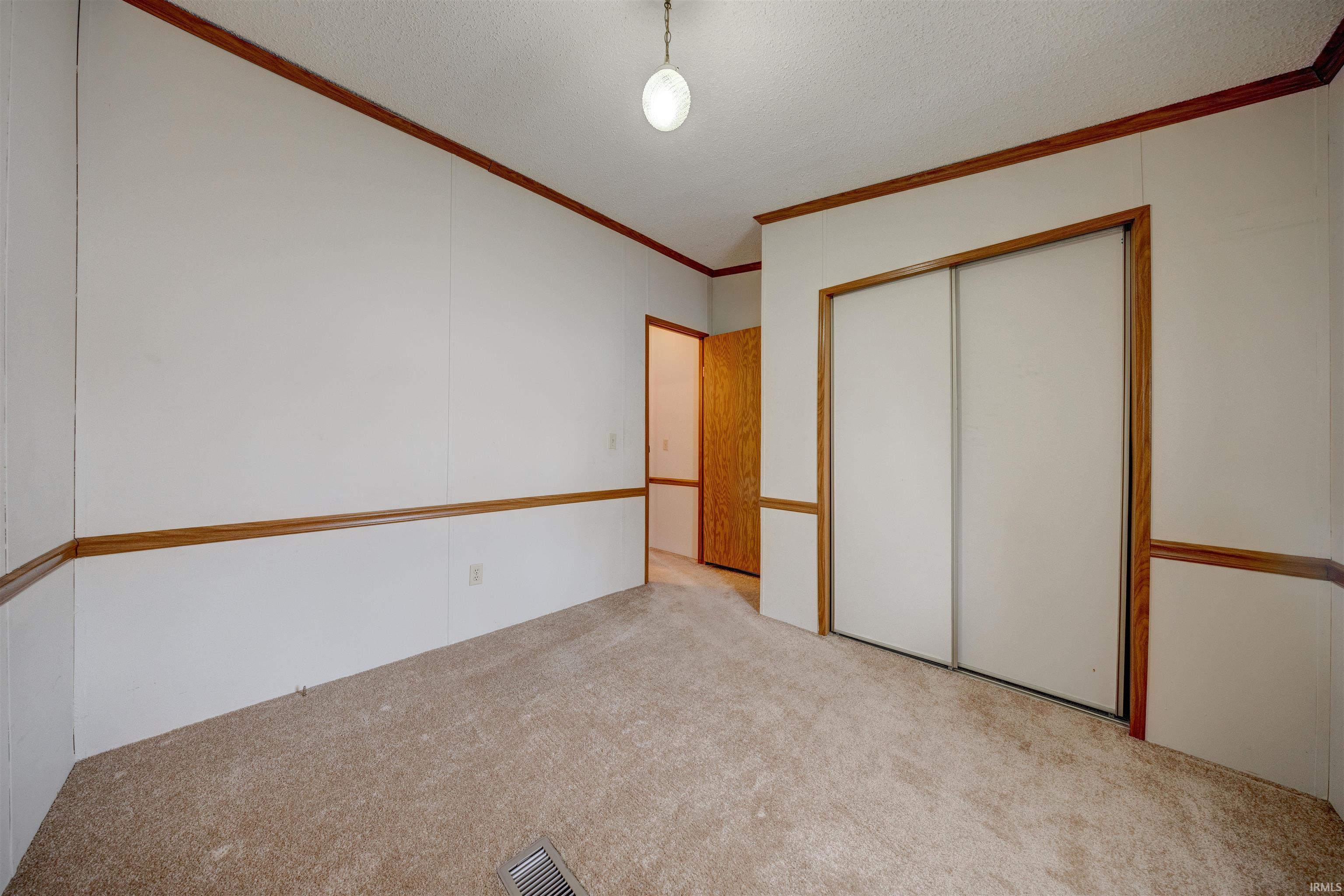 11299 Highway 68 Elberfeld, IN 47613 - Photo 21 of 31