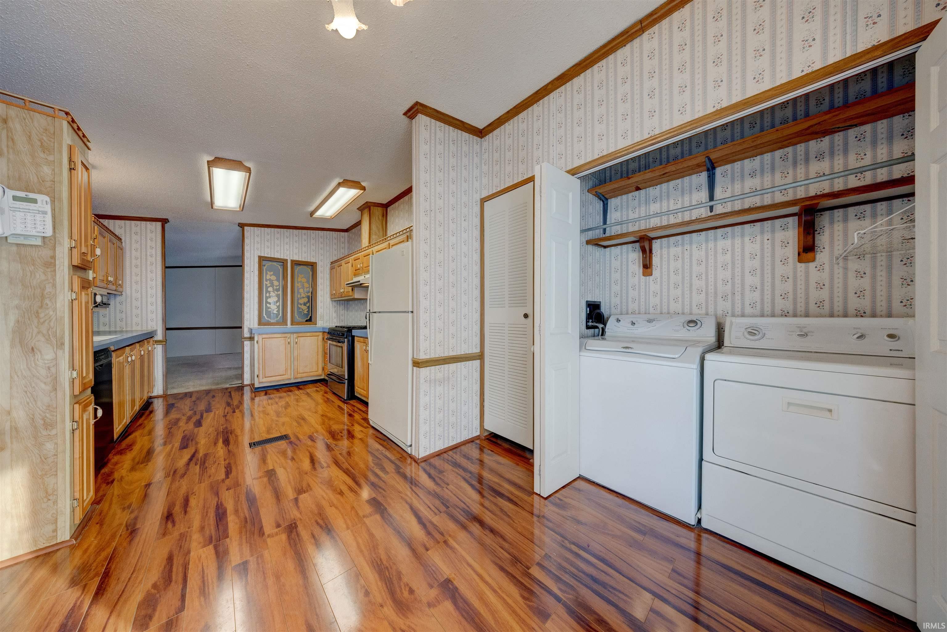 11299 Highway 68 Elberfeld, IN 47613 - Photo 8 of 31