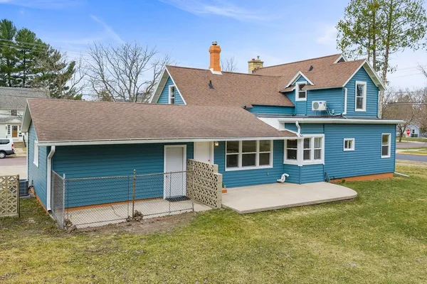 $375,000 | 646 North Walnut Street, Reedsburg, WI 53959