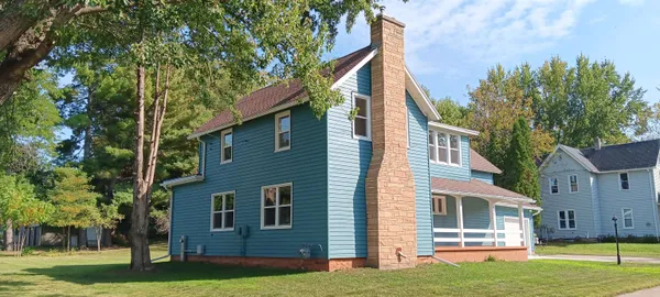 $375,000 | 646 North Walnut Street, Reedsburg, WI 53959