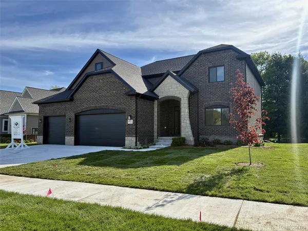 $681,600 | 49241 London Bridge Drive, Macomb, MI 48044