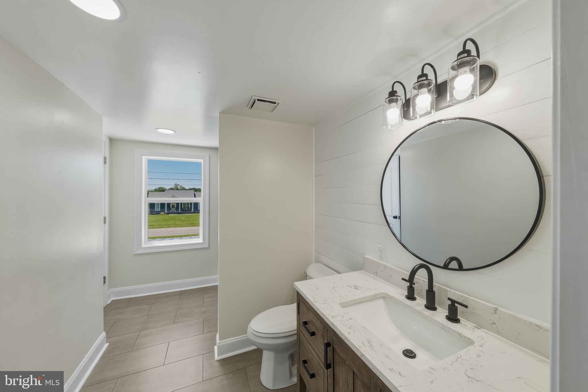 2426 Hampton Hall Road Callao, VA 22435 - Photo 37 of 41 Upstairs Bathroom
