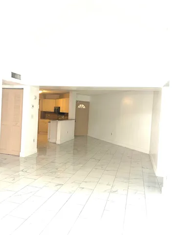 $2,150 | 6296 Northwest 186th Street, Unit 210, Hialeah, FL 33015