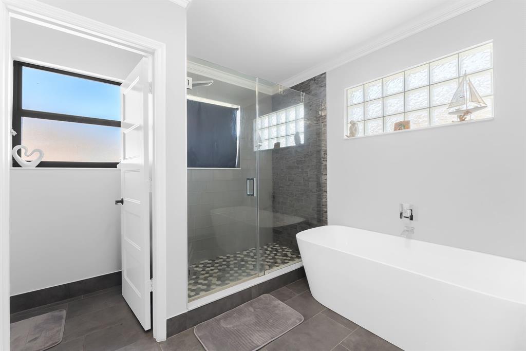 11125 Northwest 34th Court Coral Springs, FL 33065 - Photo 13 of 19 Primary Bath 2