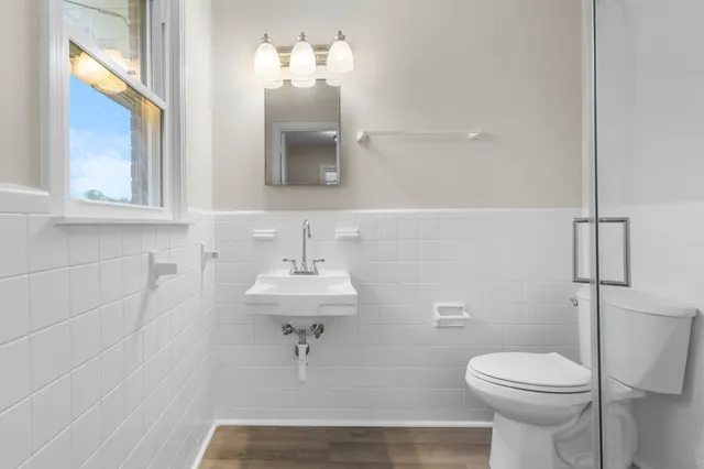 $299,900 | 3070 Dover Road, Woodlawn, TN 37191