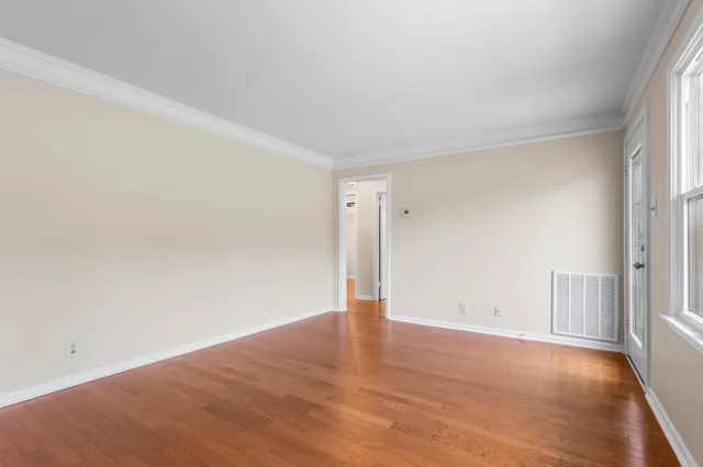 $299,900 | 3070 Dover Road, Woodlawn, TN 37191