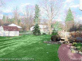 44498 Palmer Road Canton, MI 48188 - Photo 4 of 13 Rear-Yard-2.jpg