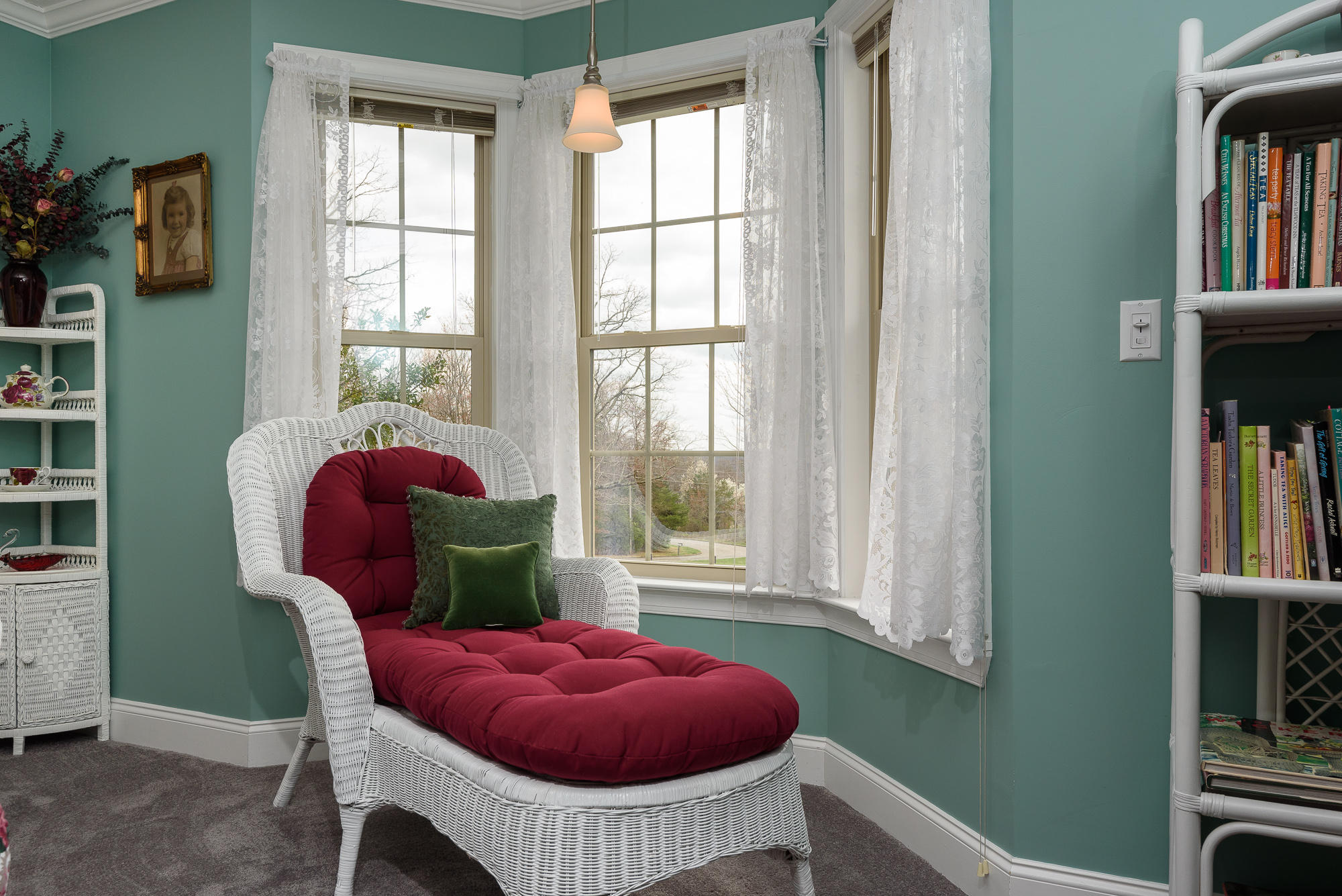 733 Hargis Road Signal Mountain, TN 37377 - Photo 14 of 29 Master bay window