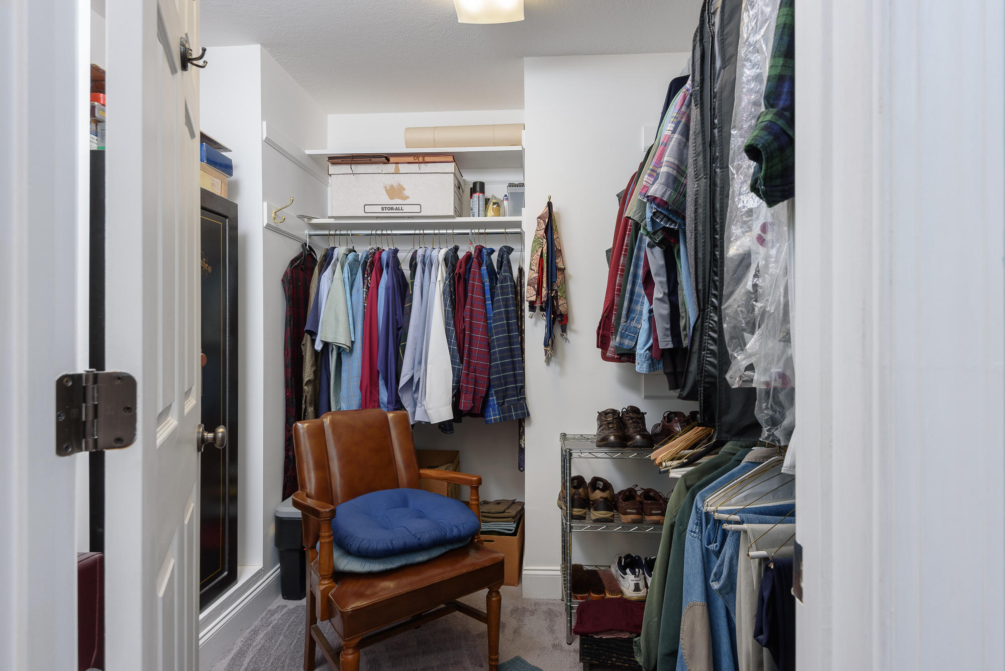 733 Hargis Road Signal Mountain, TN 37377 - Photo 21 of 29 One of 5 walk in closets!