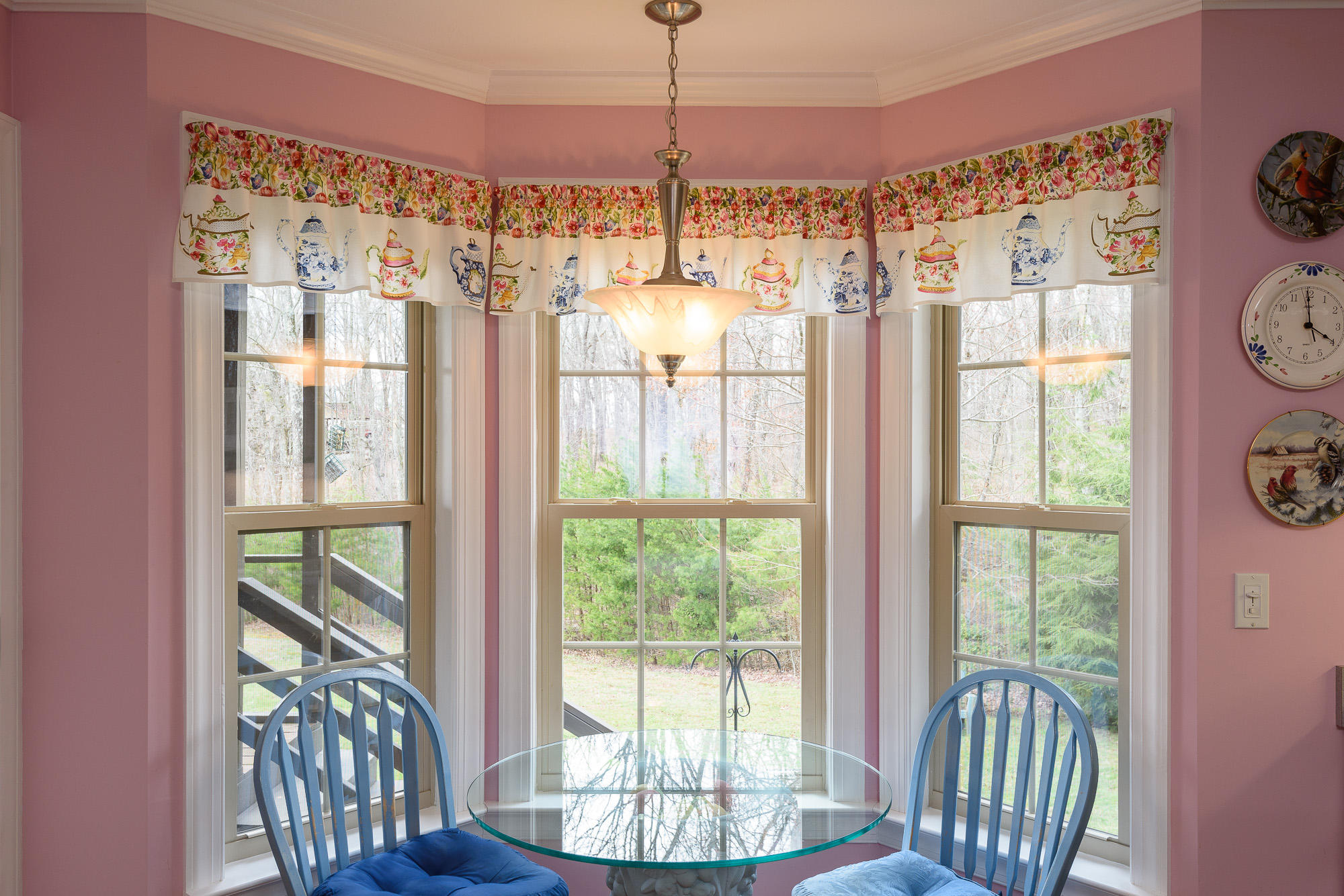 733 Hargis Road Signal Mountain, TN 37377 - Photo 10 of 29 Enjoy morning coffee here!