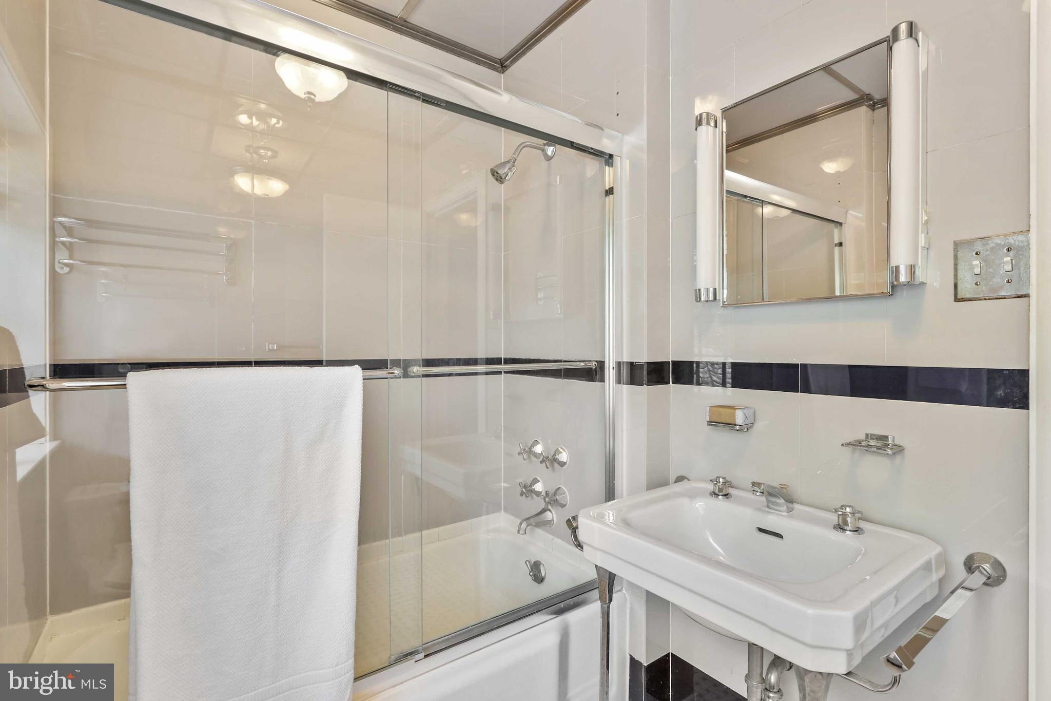 5515 Roland Avenue Baltimore, MD 21210 - Photo 24 of 53