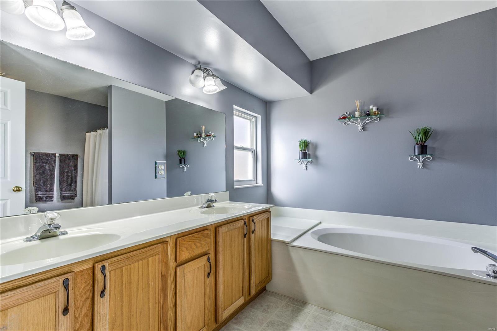 729 Sunflower Ridge Court Wentzville, MO 63385 - Photo 13 of 23