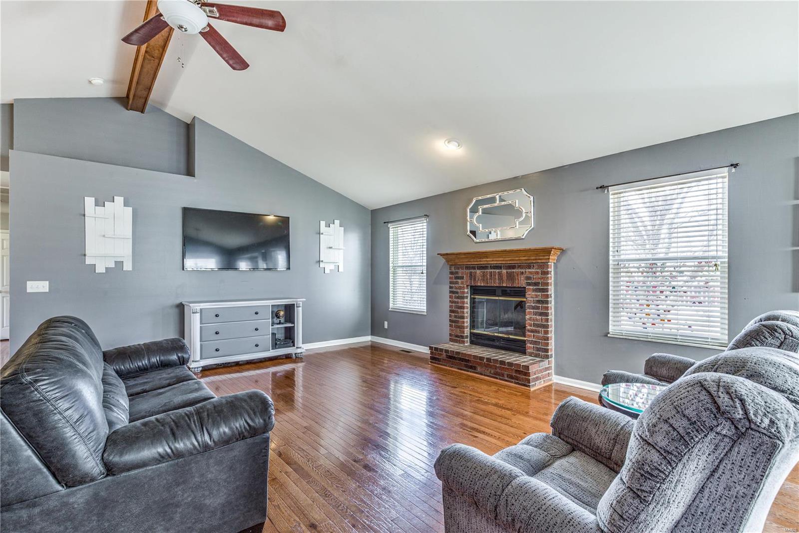 729 Sunflower Ridge Court Wentzville, MO 63385 - Photo 4 of 23