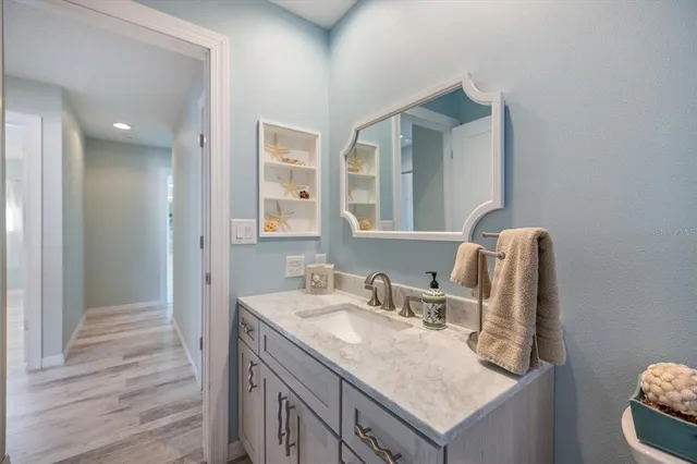 $895,000 | 238 Lookout Point Drive, Osprey, FL 34229