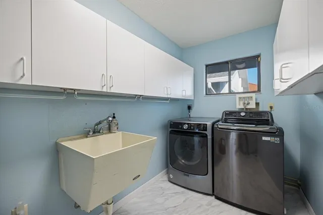 $895,000 | 238 Lookout Point Drive, Osprey, FL 34229