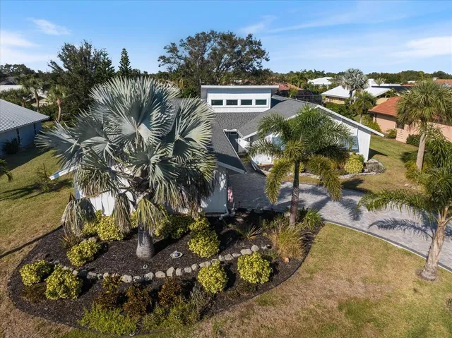 $895,000 | 238 Lookout Point Drive, Osprey, FL 34229