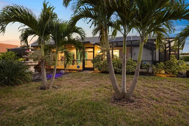 $895,000 | 238 Lookout Point Drive, Osprey, FL 34229