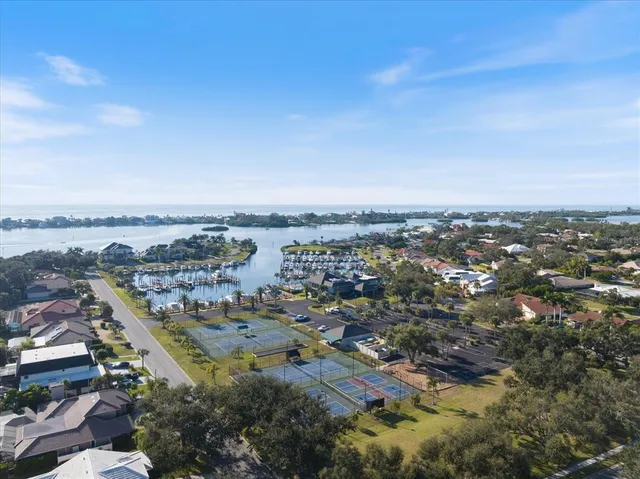 $895,000 | 238 Lookout Point Drive, Osprey, FL 34229