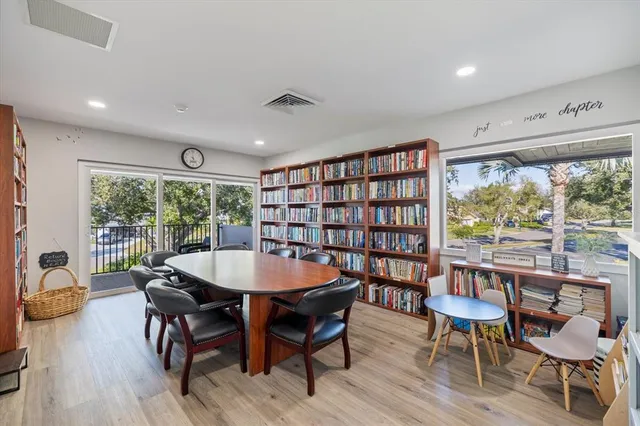 $895,000 | 238 Lookout Point Drive, Osprey, FL 34229