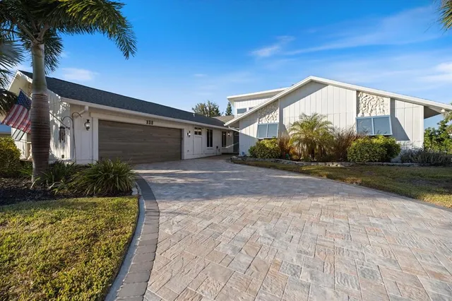 $895,000 | 238 Lookout Point Drive, Osprey, FL 34229