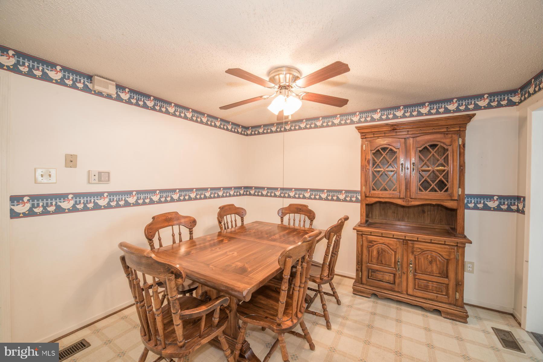 618 Orems Road Baltimore, MD 21221 - Photo 8 of 30 Dining Room