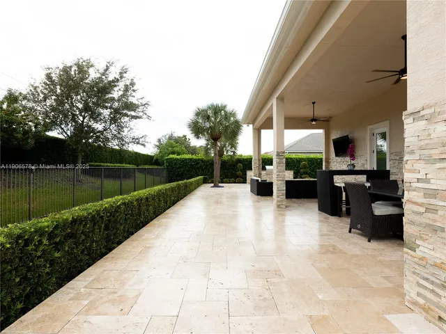 $2,395,000 | 4950 West Sterling Ranch Circle, Davie, FL 33314