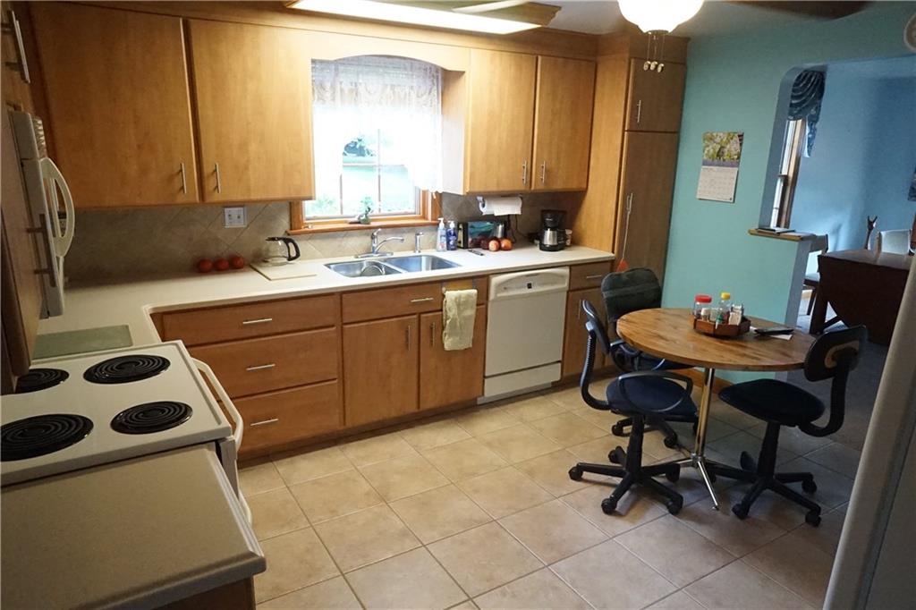 221 Henricks Road Butler, PA 16001 - Photo 10 of 23 Gallery Image 10
