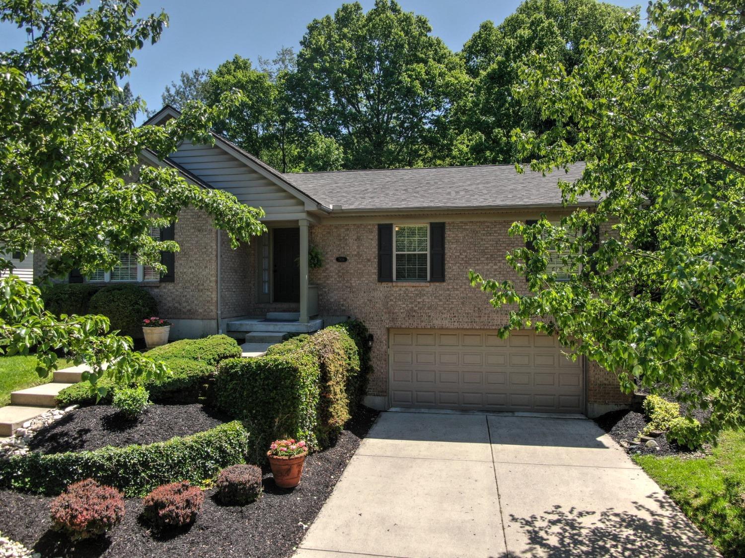 7856 Sheed Road Cincinnati, OH 45247 - Photo 2 of 50