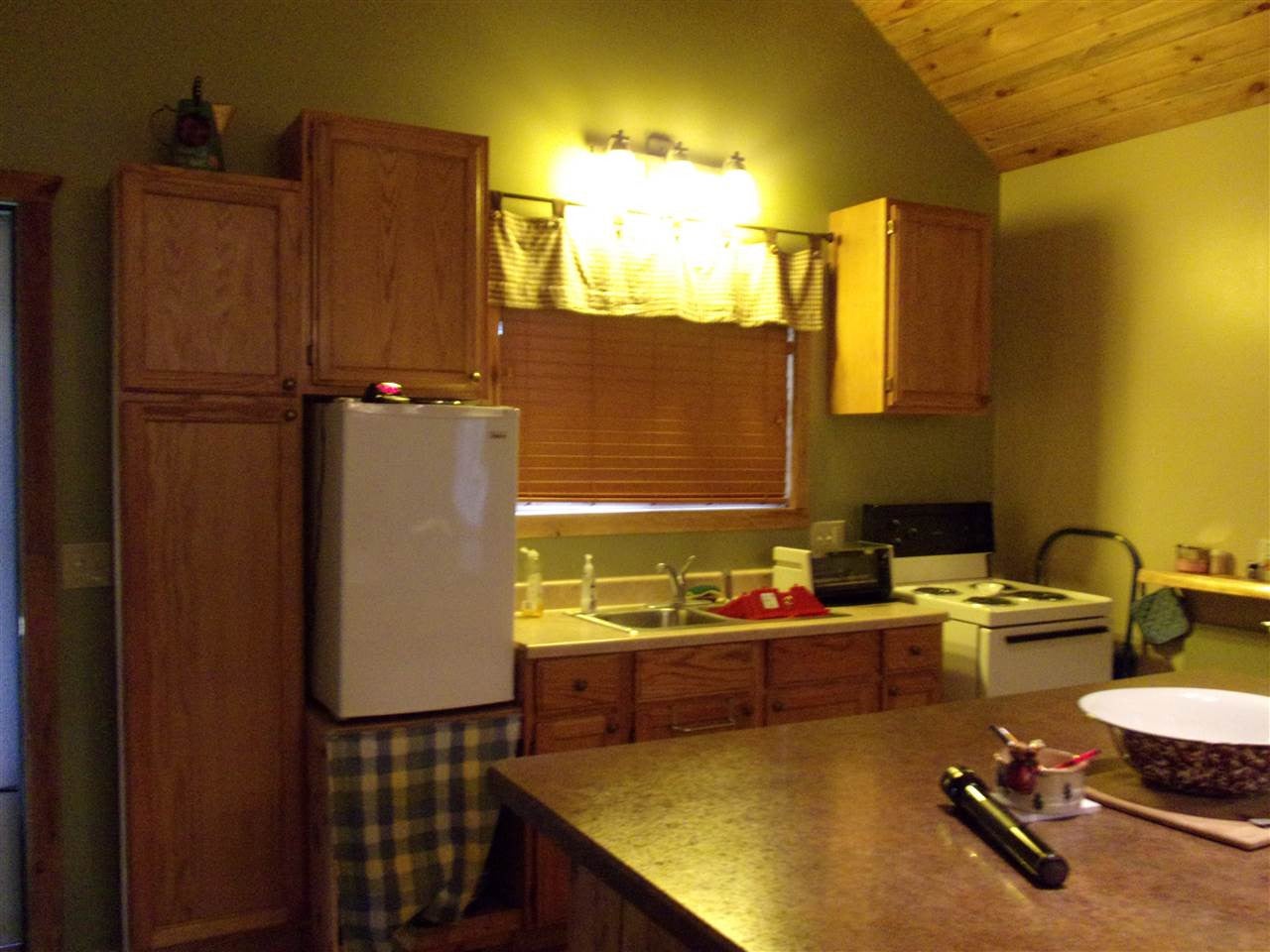 322 East Lund Road Fife Lake, MI 49633 - Photo 4 of 30 Gallery Image 4