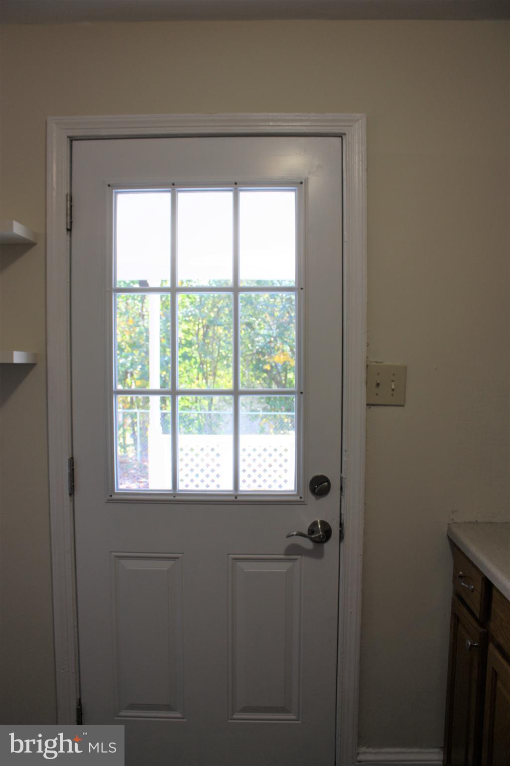 423 Happy Creek Road Front Royal, VA 22630 - Photo 16 of 48 a bathroom with a window