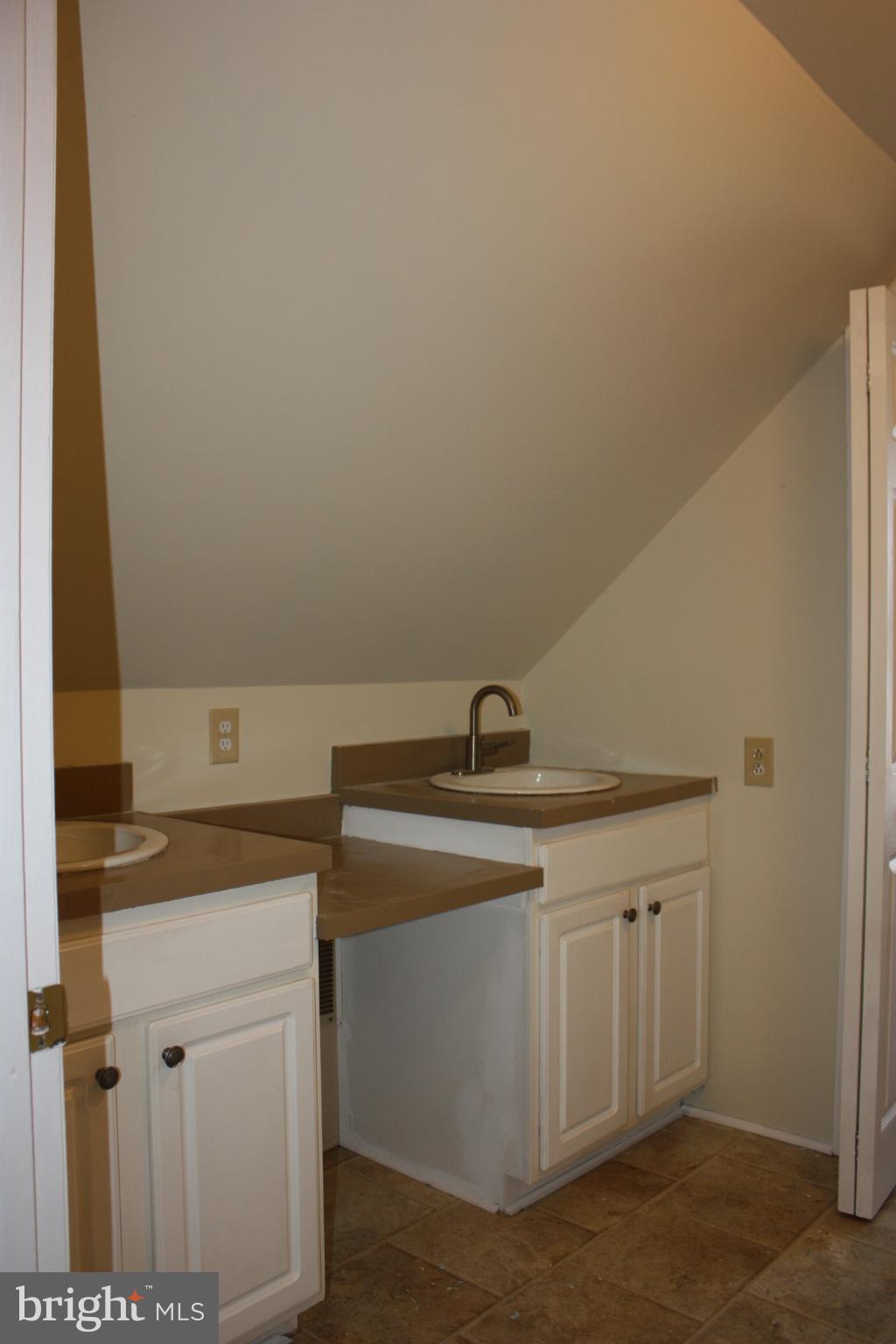 423 Happy Creek Road Front Royal, VA 22630 - Photo 31 of 48 a utility room with dryer and washer