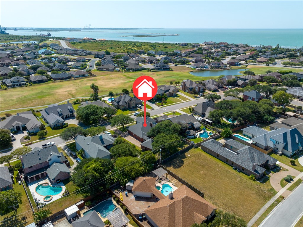 620 Colonial Drive Portland, TX 78374 - Photo 37 of 40 an aerial view of residential houses with outdoor space