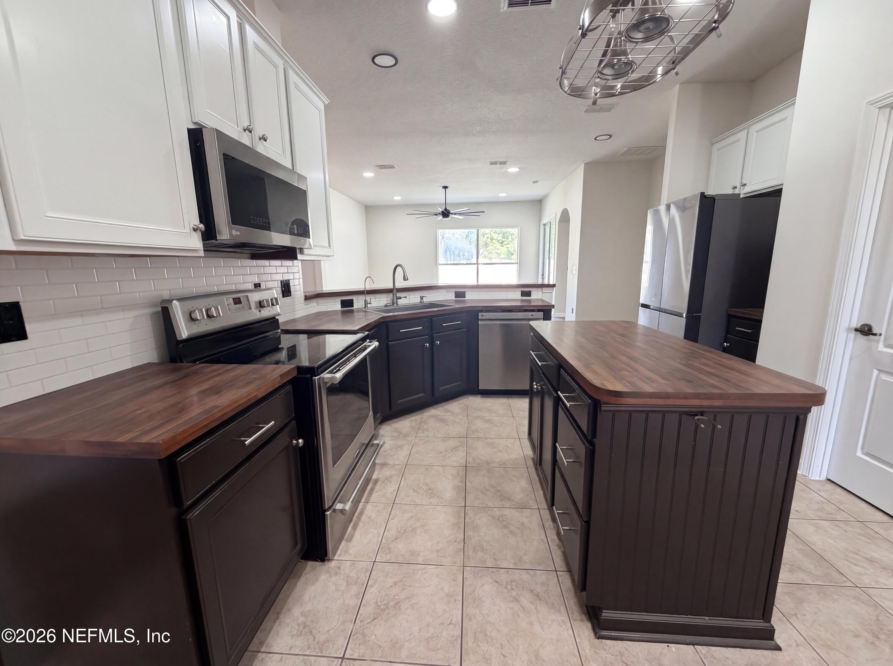 45168 Ingleham Circle Callahan, FL 32011 - Photo 2 of 21 listing_1