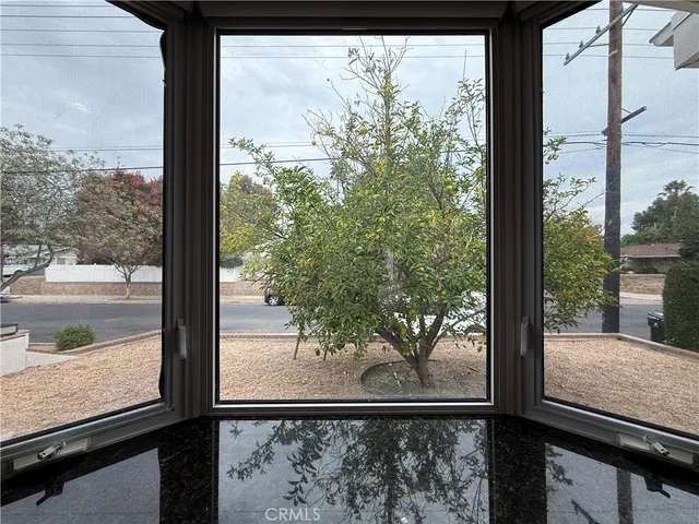 $8,900 | 24204 Calvert Street, Woodland Hills, CA 91367