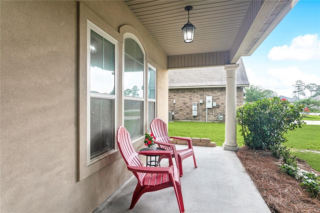 620 Fairfield Loop Slidell, LA 70458 - Photo 3 of 23