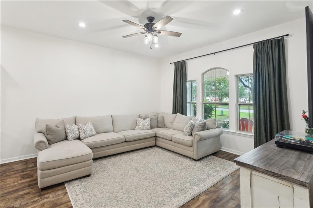 620 Fairfield Loop Slidell, LA 70458 - Photo 8 of 23