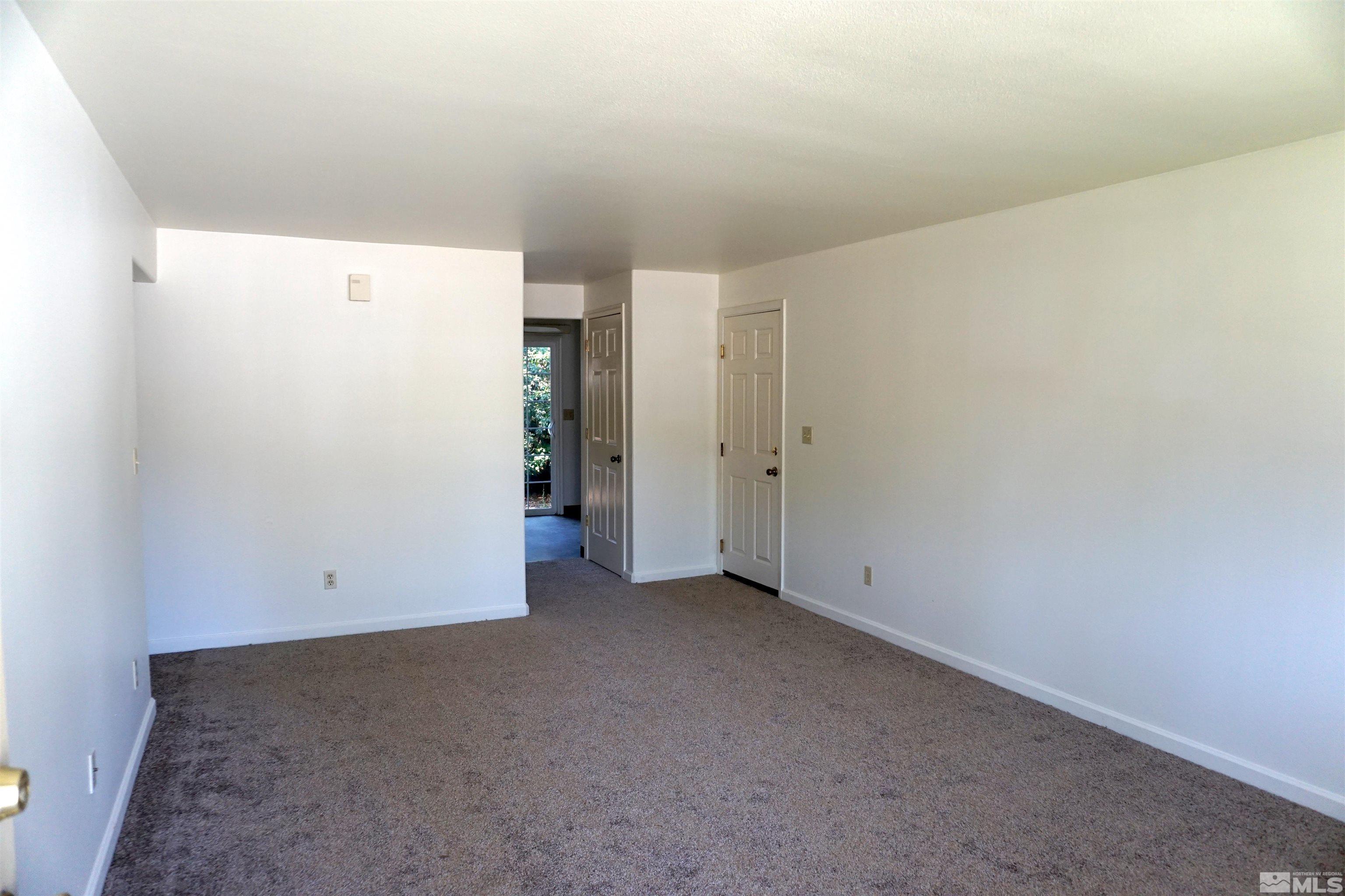 1501 Gault Way Sparks, NV 89431 - Photo 5 of 17 a view of small space