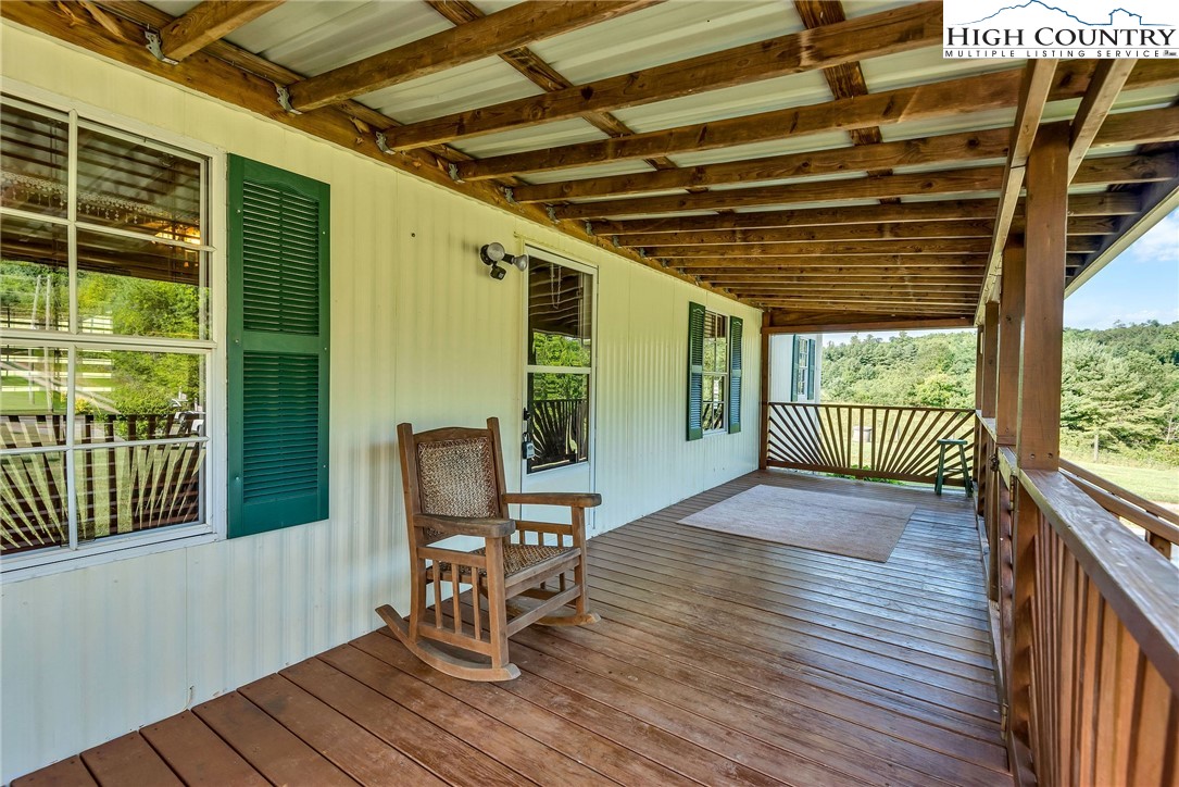 2315 Old Barrett Road Ennice, NC 28623 - Photo 6 of 38