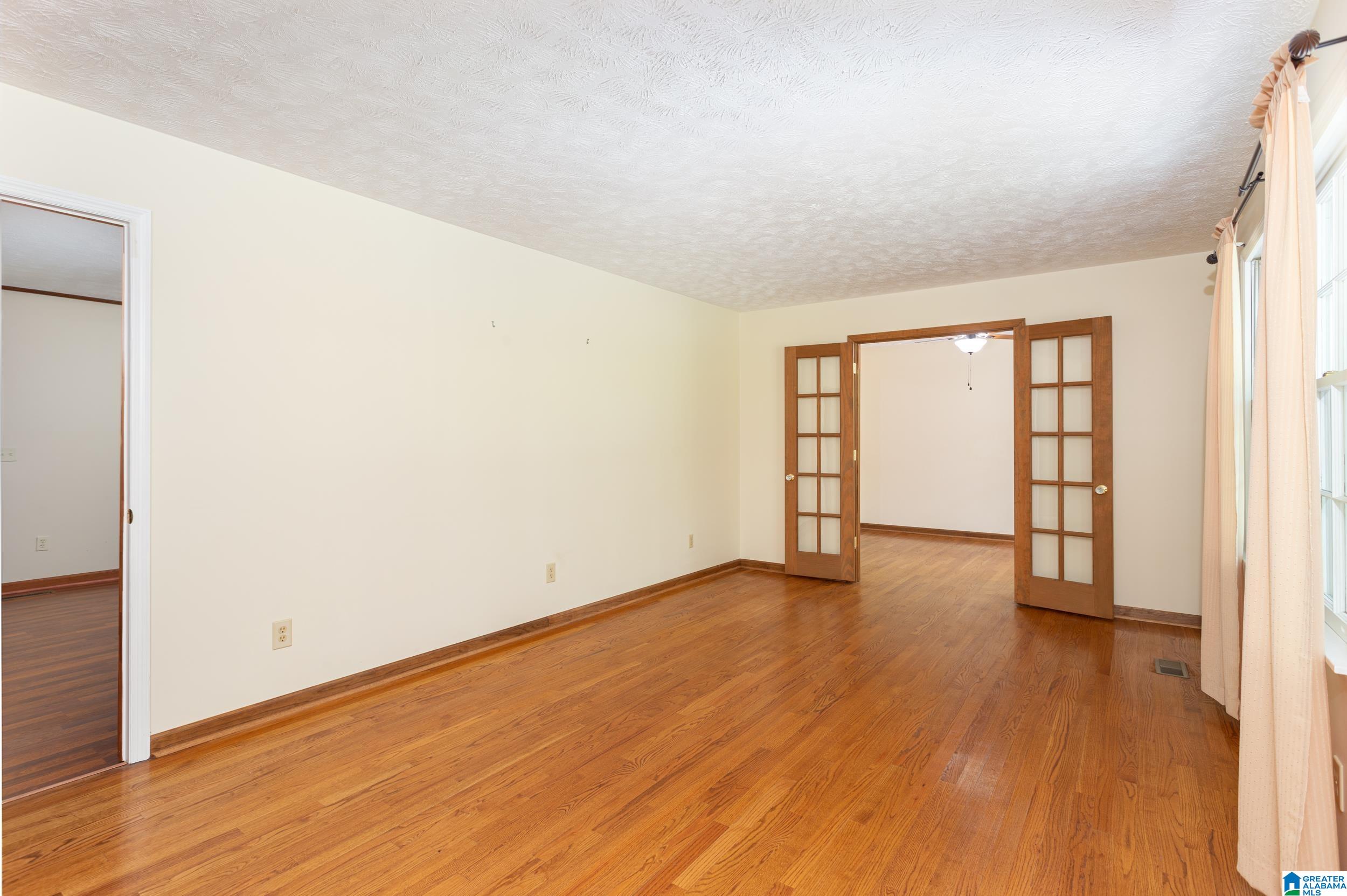224 Old Choccolocco Road Anniston, AL 36207 - Photo 5 of 33