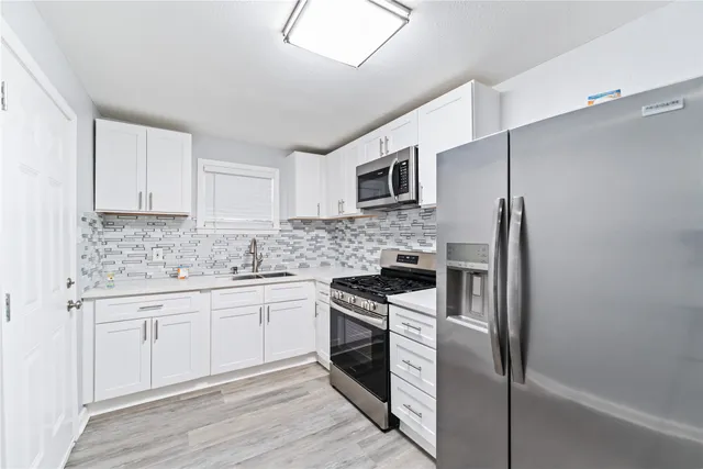 $1,950 | 9946 Algiers Road, Houston, TX 77041