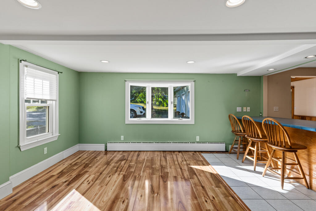 362 Gray Road Falmouth, ME 04105 - Photo 15 of 58 DSC01237