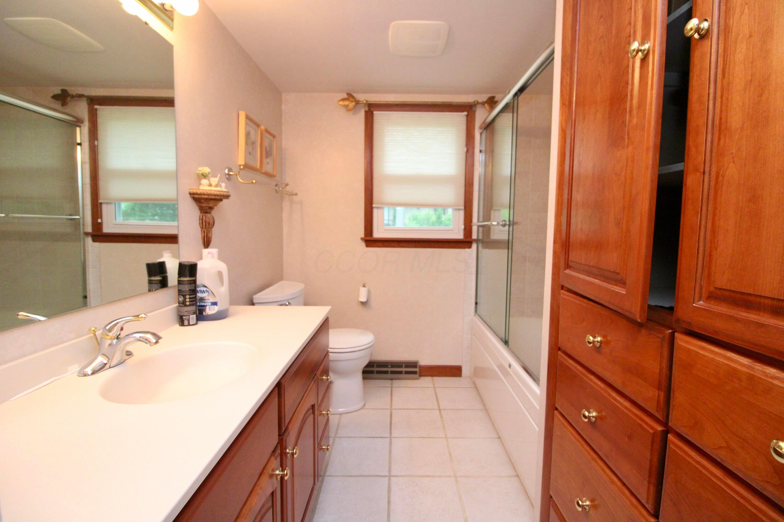 156 Sherbrook Road Mansfield, OH 44907 - Photo 18 of 29 IMG_1204