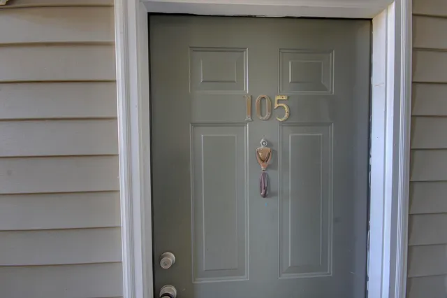 $242,500 | 188 Midland Parkway, Unit 105, Summerville, SC 29485